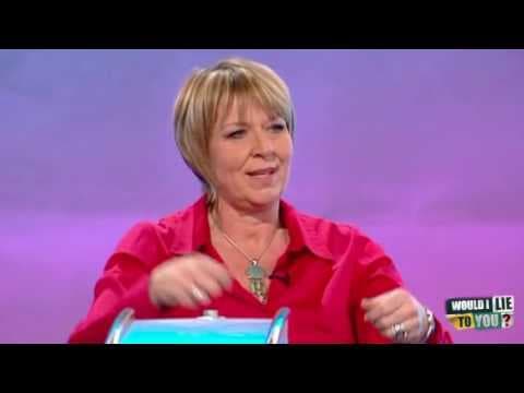 Je Gordon prog rocker, prodavač ve zverimexu, nebo nahý model?