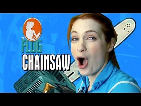 Felicia Day a motorová pila