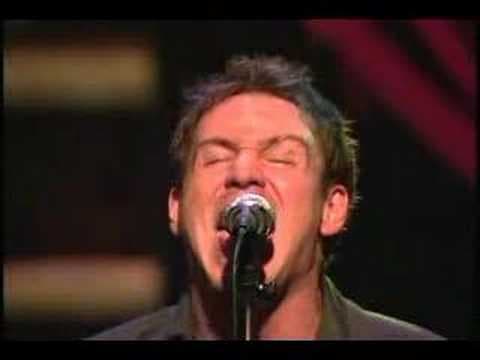 Stephen Lynch - Kněz