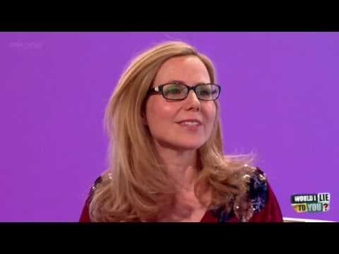 Co dělá s manželem ve vodě Sally Phillips?