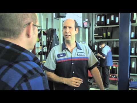 5minutová komediální hodinka Jeffa Lewise #12: Výměna oleje