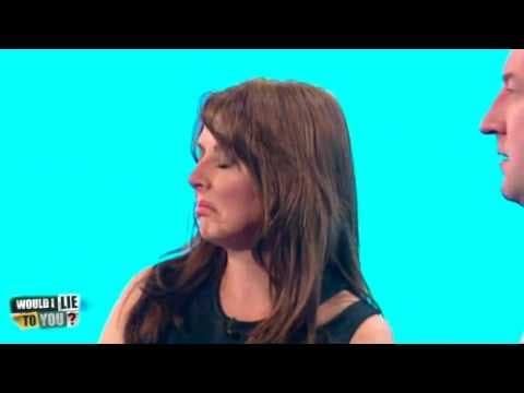 Russell Howard si léčil akné spodkama