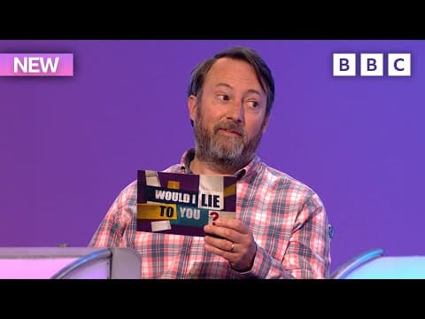 Malý David Mitchell na diskotéce