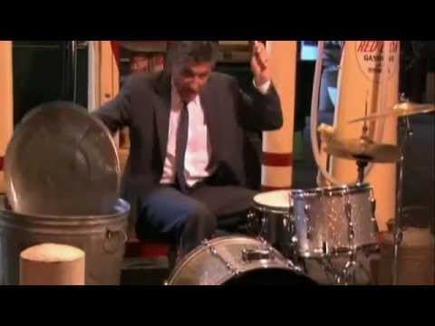 Craig Ferguson při natáčení nové znělky