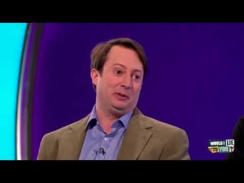 Gregg Wallace žehlí chleba