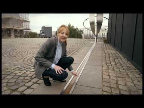 Chvíle plné úžasu s Philomenou Cunkovou – Čas