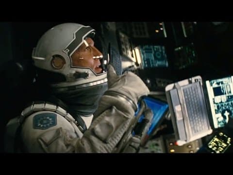 Recenze Interstellaru