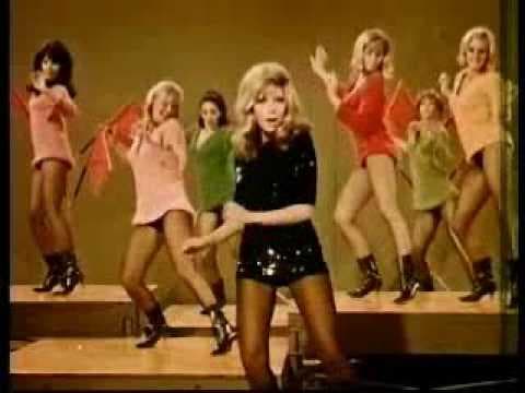 Nancy Sinatra – These Boots Are Made for Walkin'