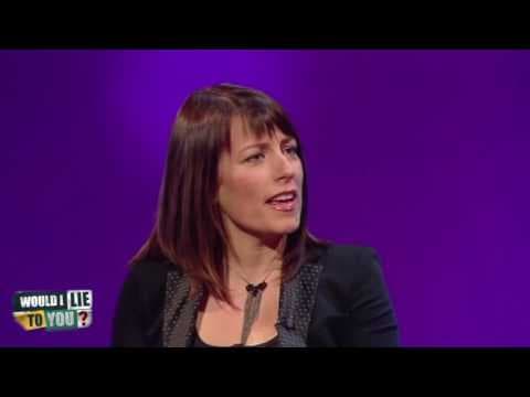 John Barrowman přistižen při činu na zahradě prince Charlese