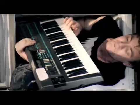 Matt & Kim - Daylight