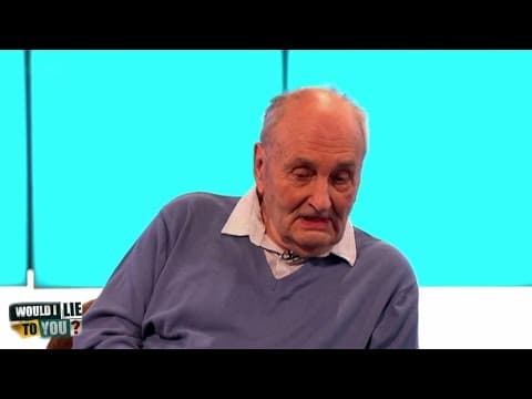 Uspával Tony Davida, byl mu zničen invalidní skútr, nebo hrál badminton?