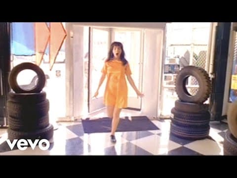 Björk – It’s Oh So Quiet