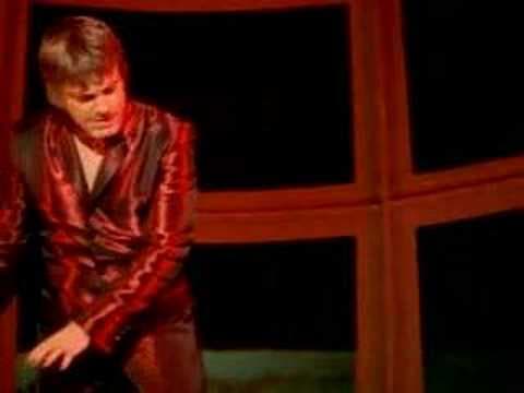 Eddie Izzard o počítačích