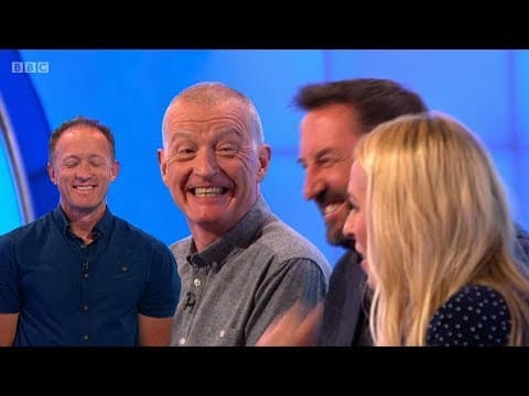 Je Aubrey stalker, chová šneka, nebo smažil ponožky?