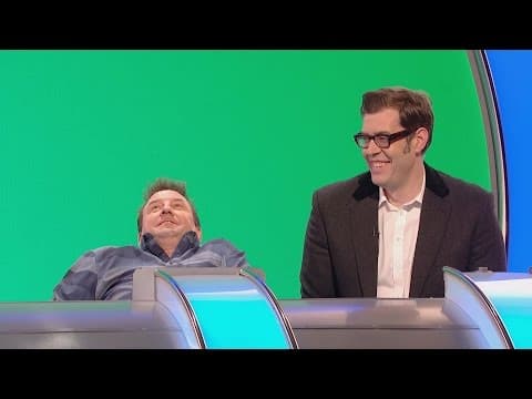 Richard Osman a party ve vířivce