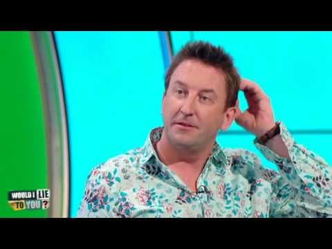 Lee Mack pohořel v zeměpisu